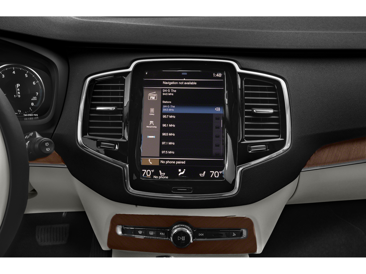 2022 Volvo XC90 T5 Momentum 7 Passenger
