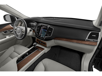 2022 Volvo XC90 T5 Momentum 7 Passenger