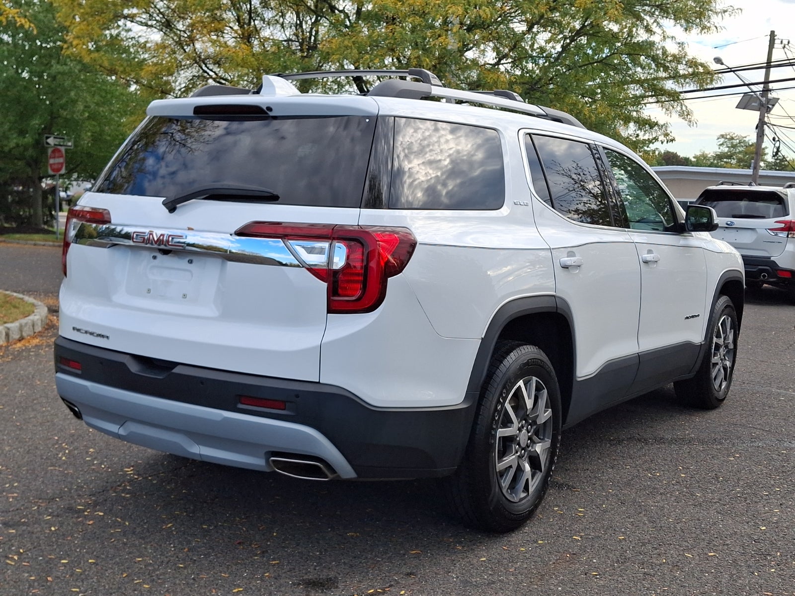 2021 GMC Acadia FWD SLE