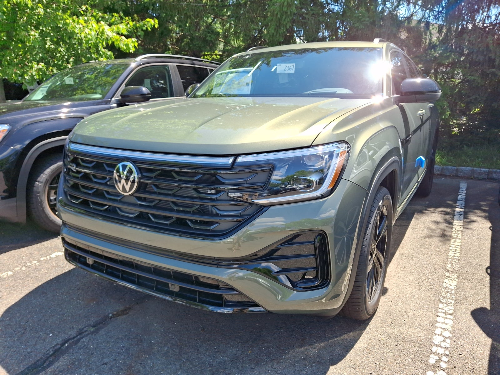 2026 Volkswagen Atlas Cross Sport SEL R-Line Black