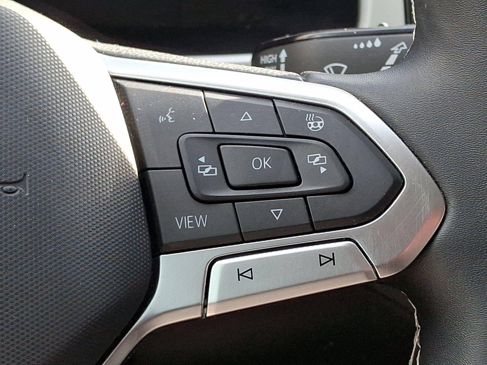 2022 Volkswagen Atlas 2.0T SEL