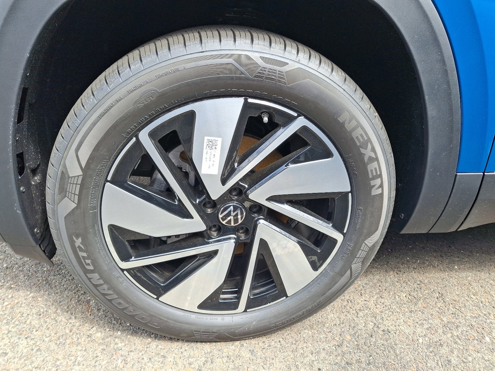 2025 Volkswagen Atlas 2.0T SEL