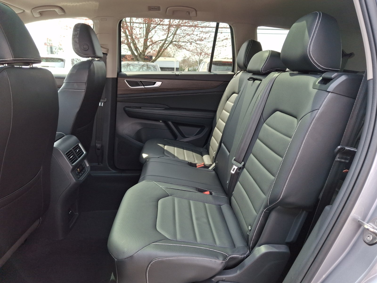 2024 Volkswagen Atlas 2.0T SEL