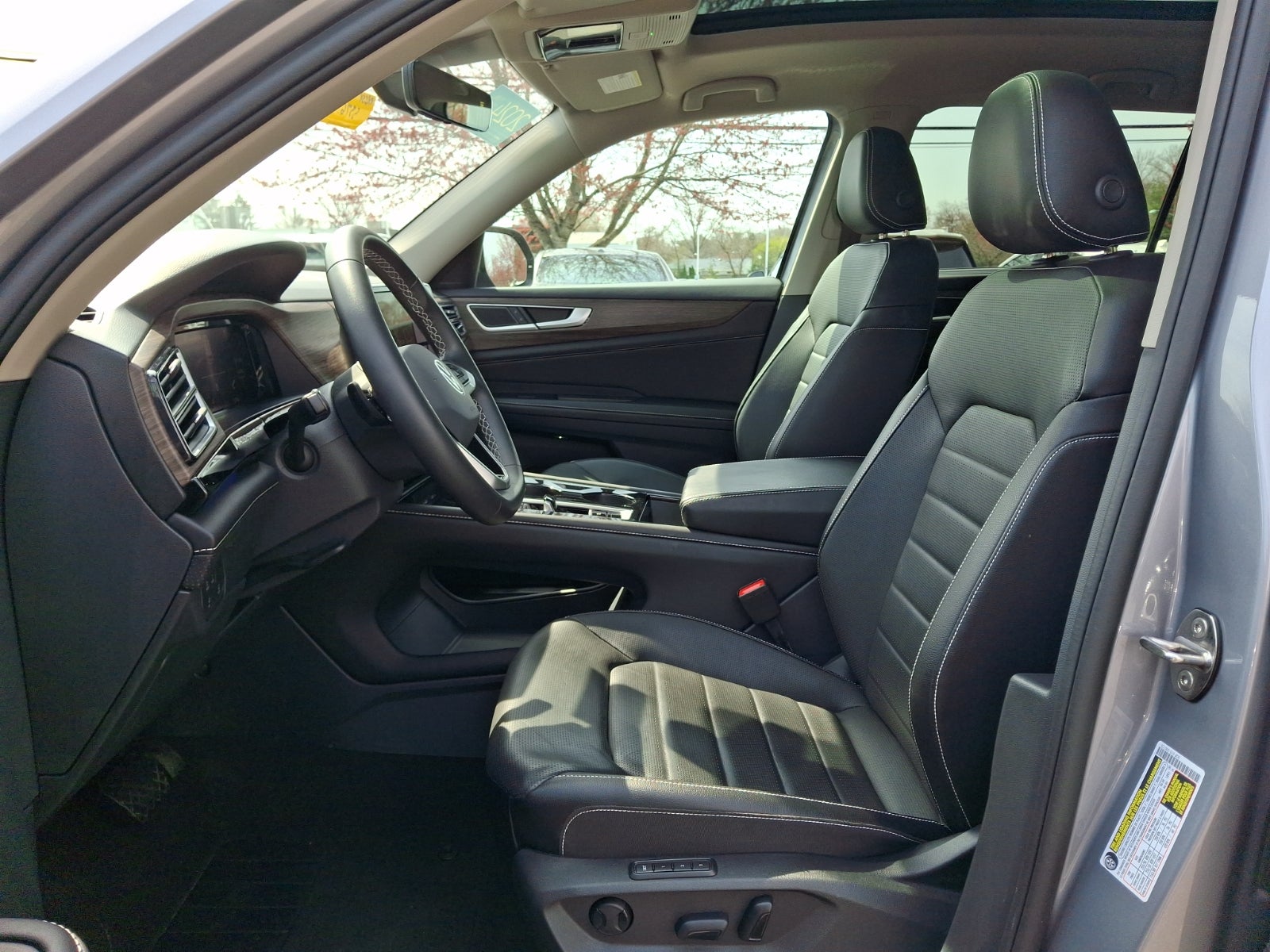 2024 Volkswagen Atlas 2.0T SEL