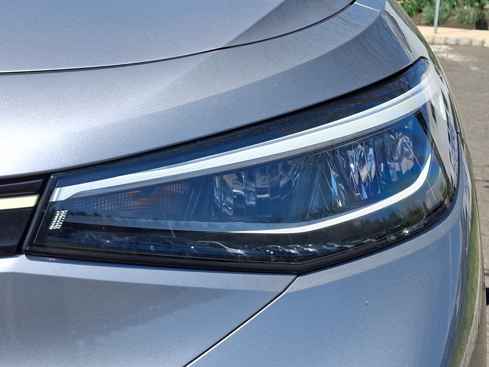 2023 Volkswagen ID.4 Pro