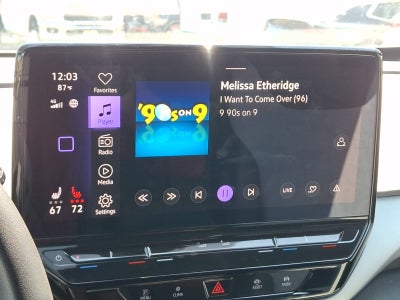 2023 Volkswagen ID.4 Pro