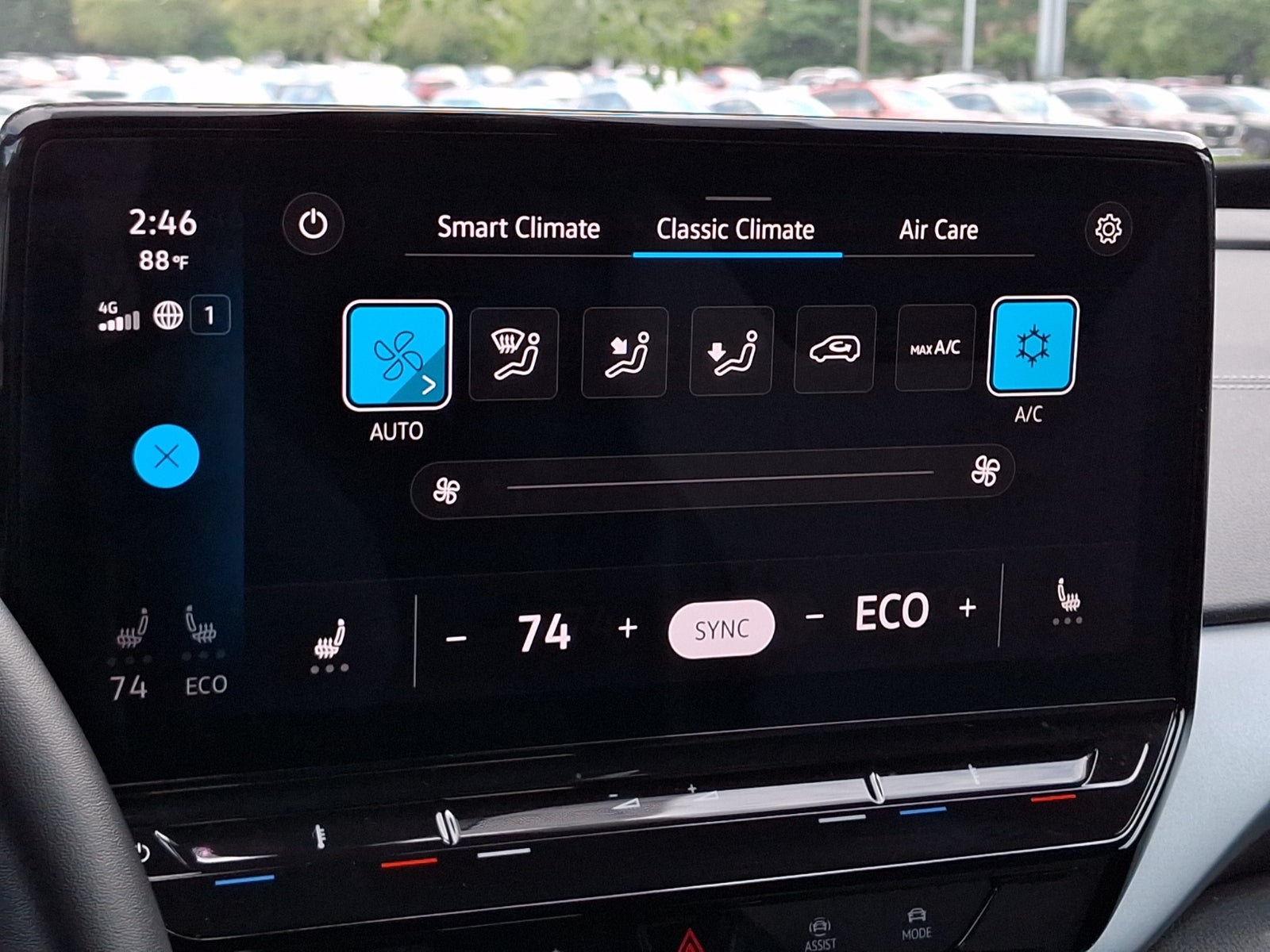 2023 Volkswagen ID.4 Pro