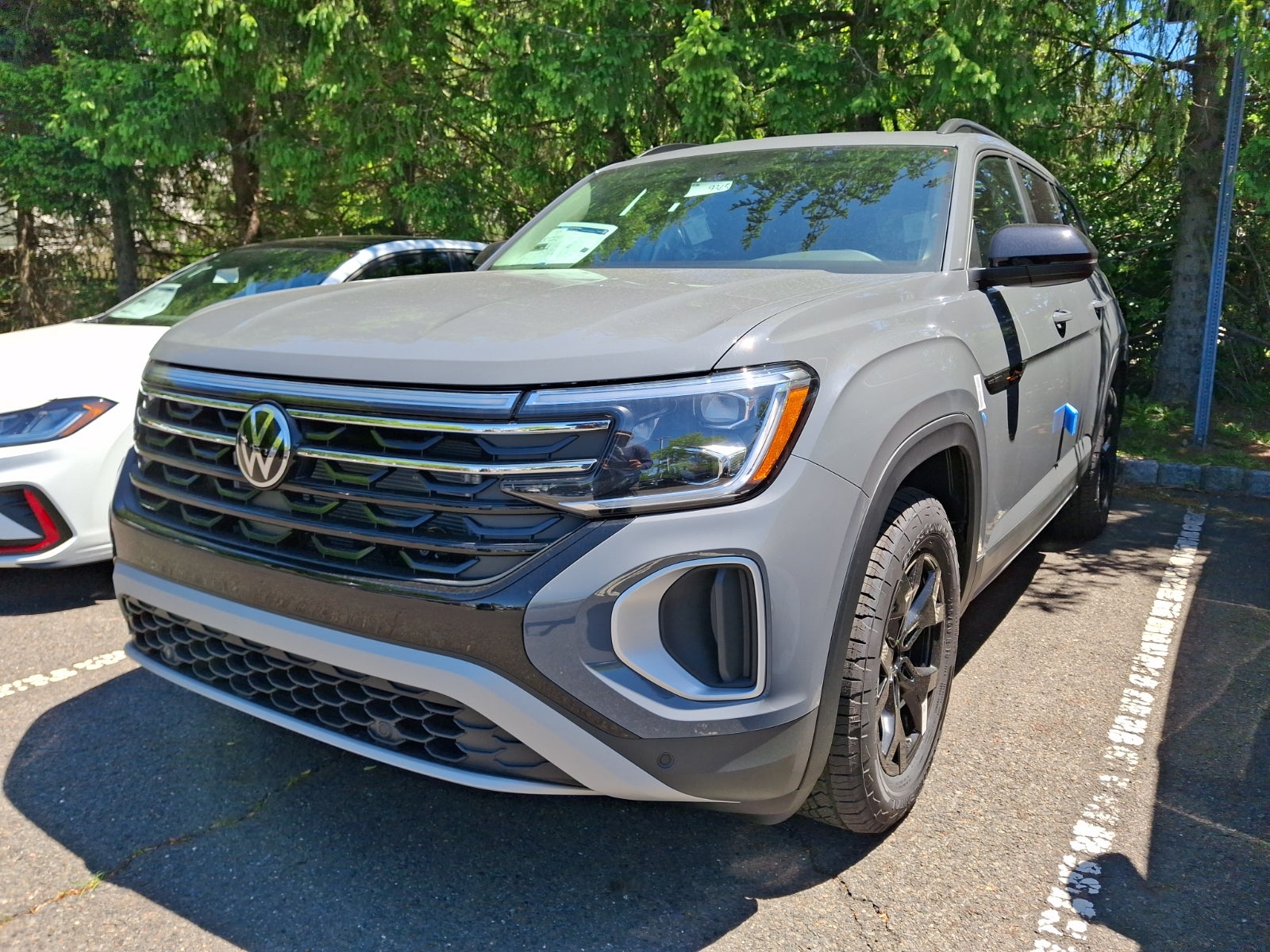 2026 Volkswagen Atlas Peak Edition