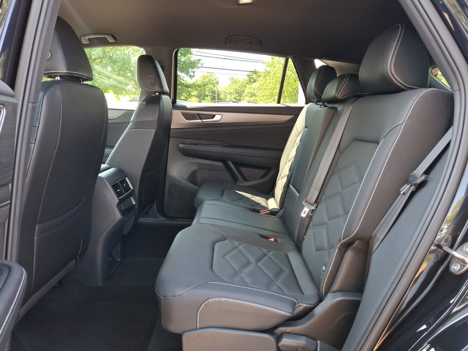 2024 Volkswagen Atlas Cross Sport 2.0T SE