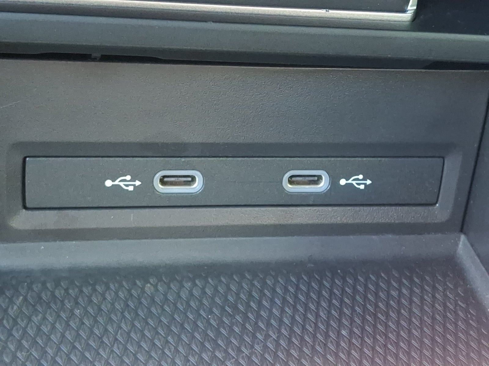 2024 Volkswagen Atlas Cross Sport 2.0T SE