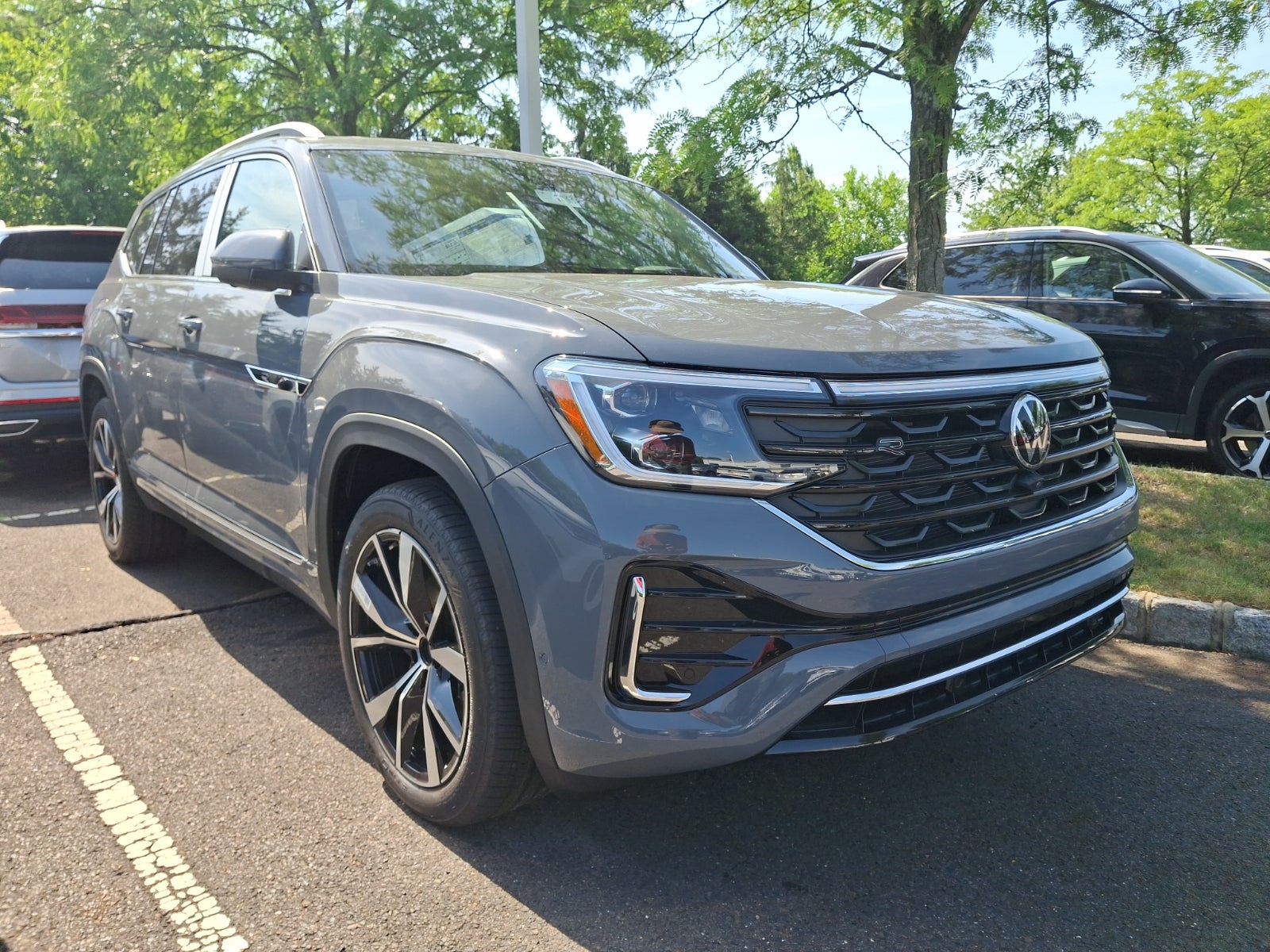 2026 Volkswagen Atlas SEL Premium R-Line