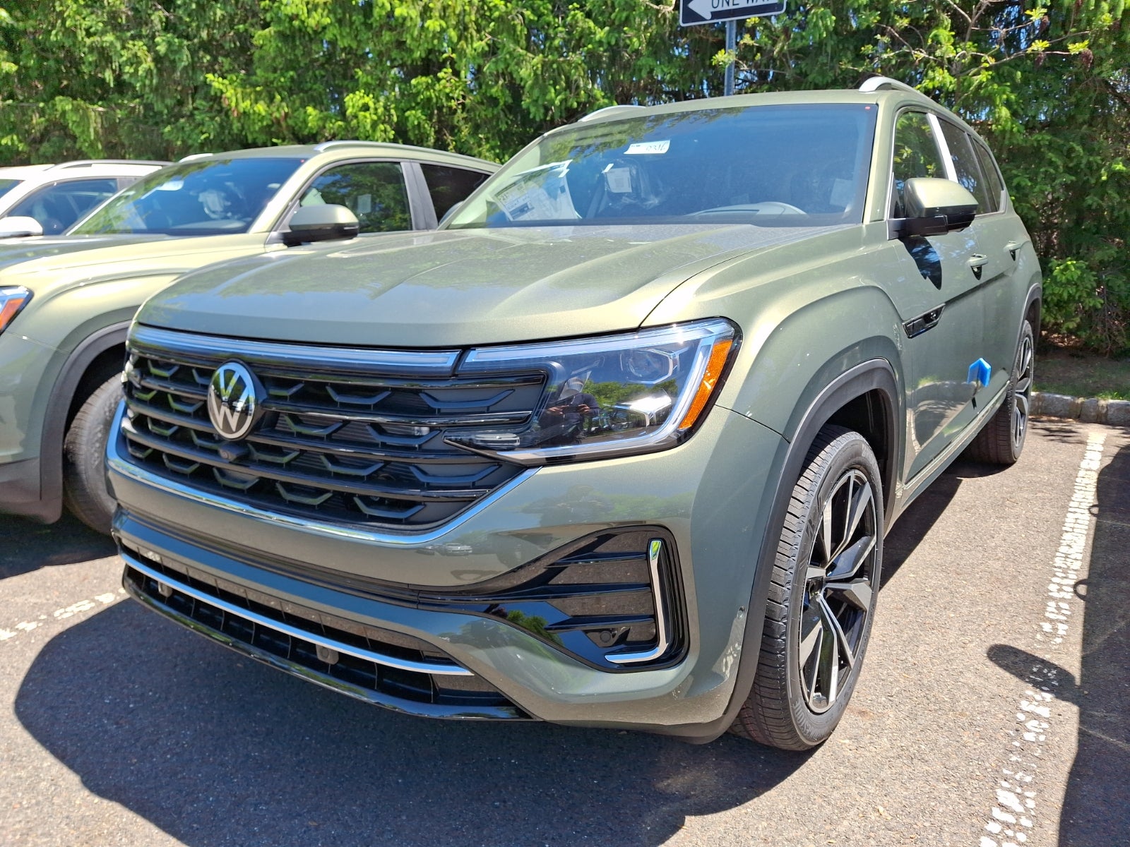 2026 Volkswagen Atlas SEL Premium R-Line