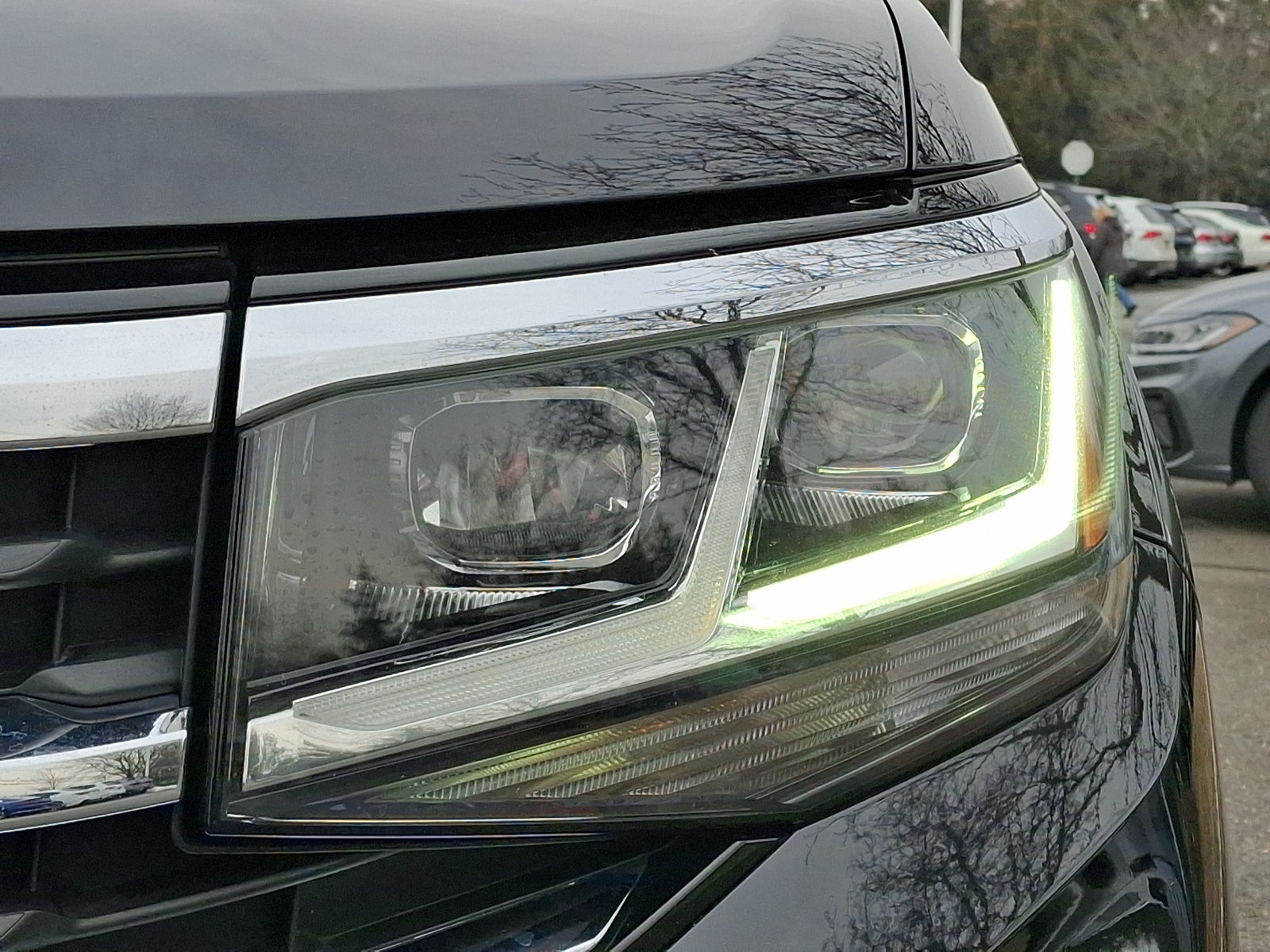 2023 Volkswagen Atlas Cross Sport 2.0T SE w/Technology