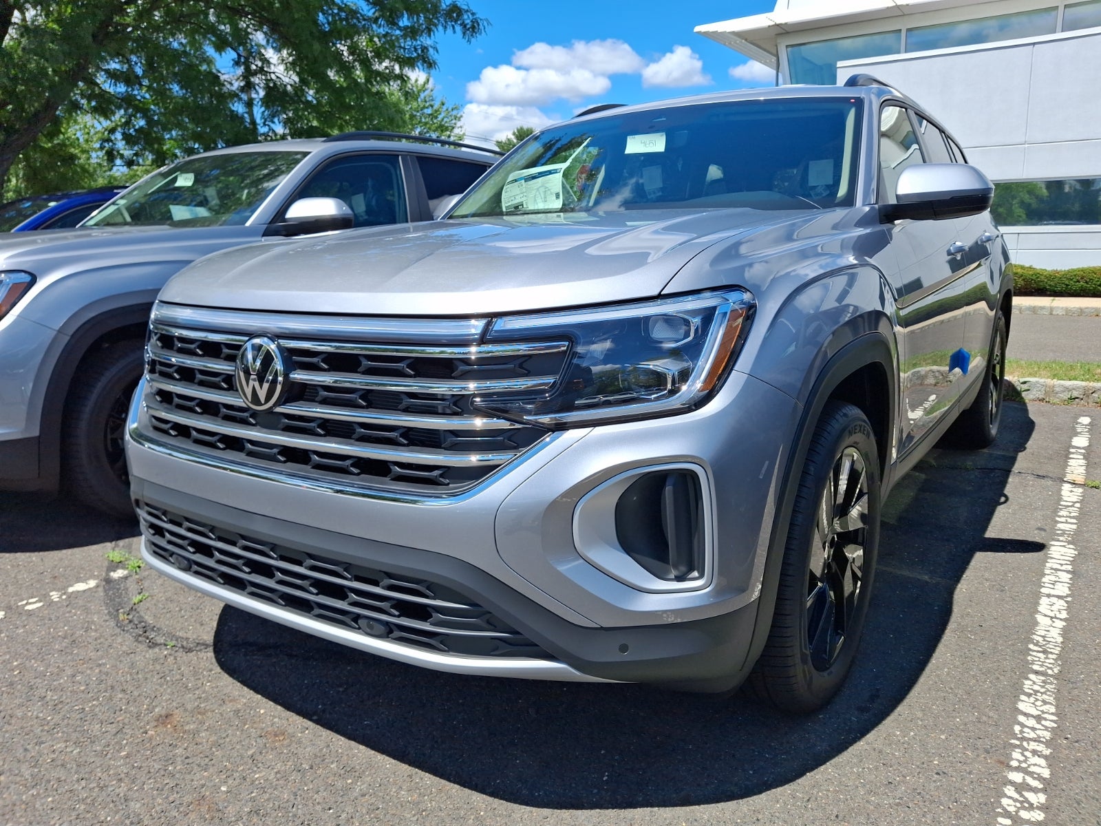 2026 Volkswagen Atlas SE with Technology