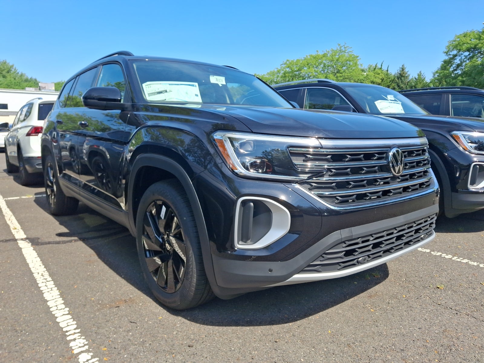 2026 Volkswagen Atlas SE with Technology