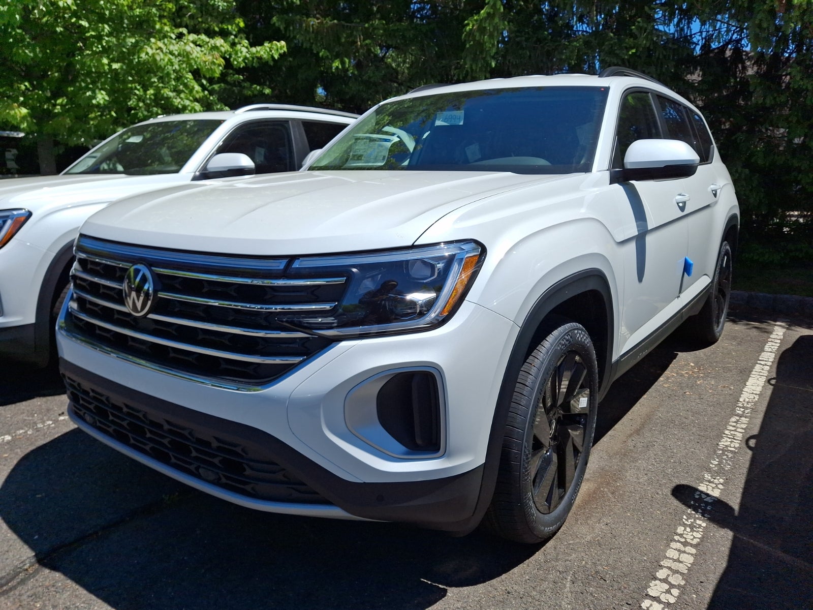 2026 Volkswagen Atlas SE with Technology