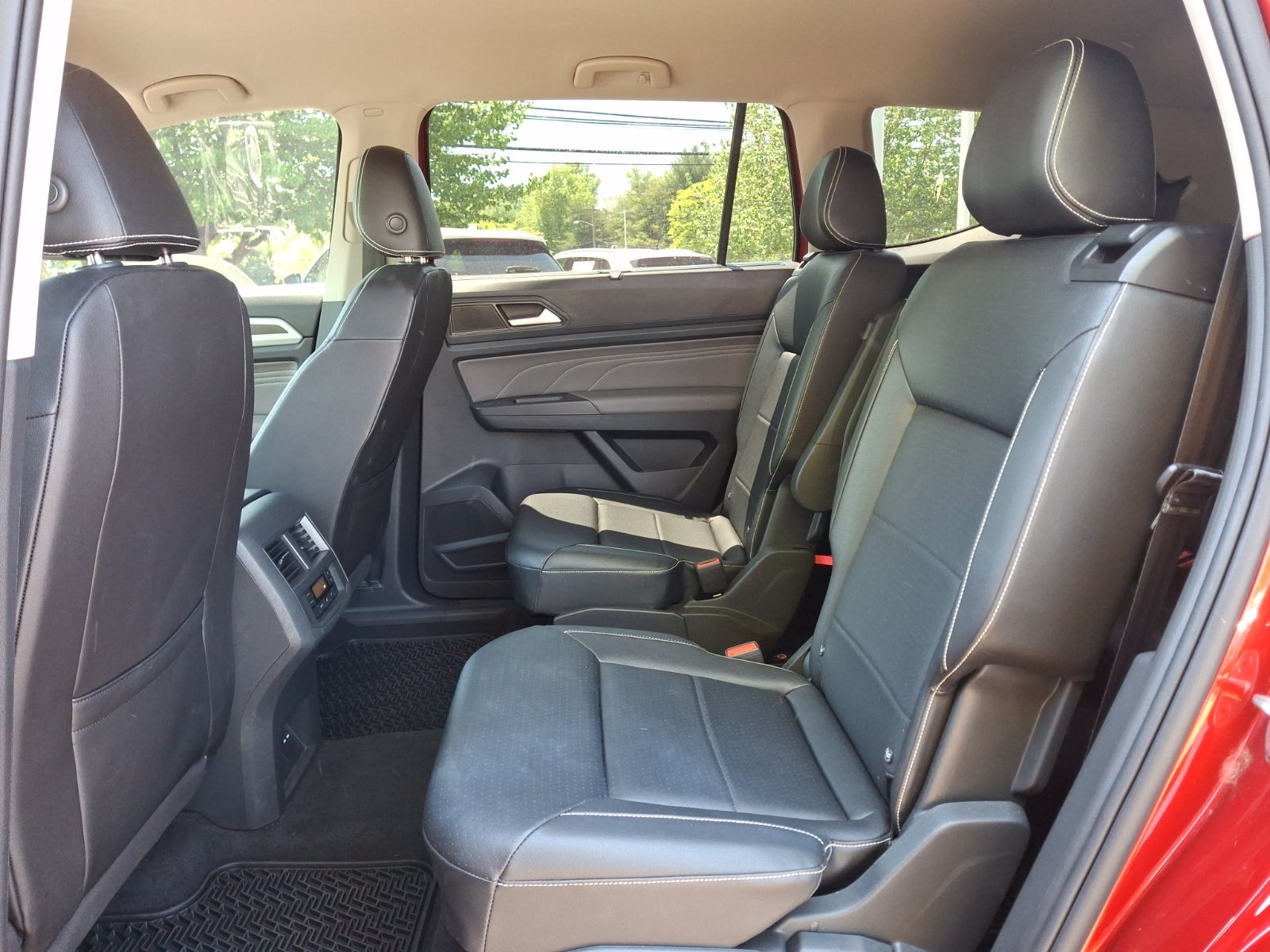 2023 Volkswagen Atlas 2.0T SE w/Technology