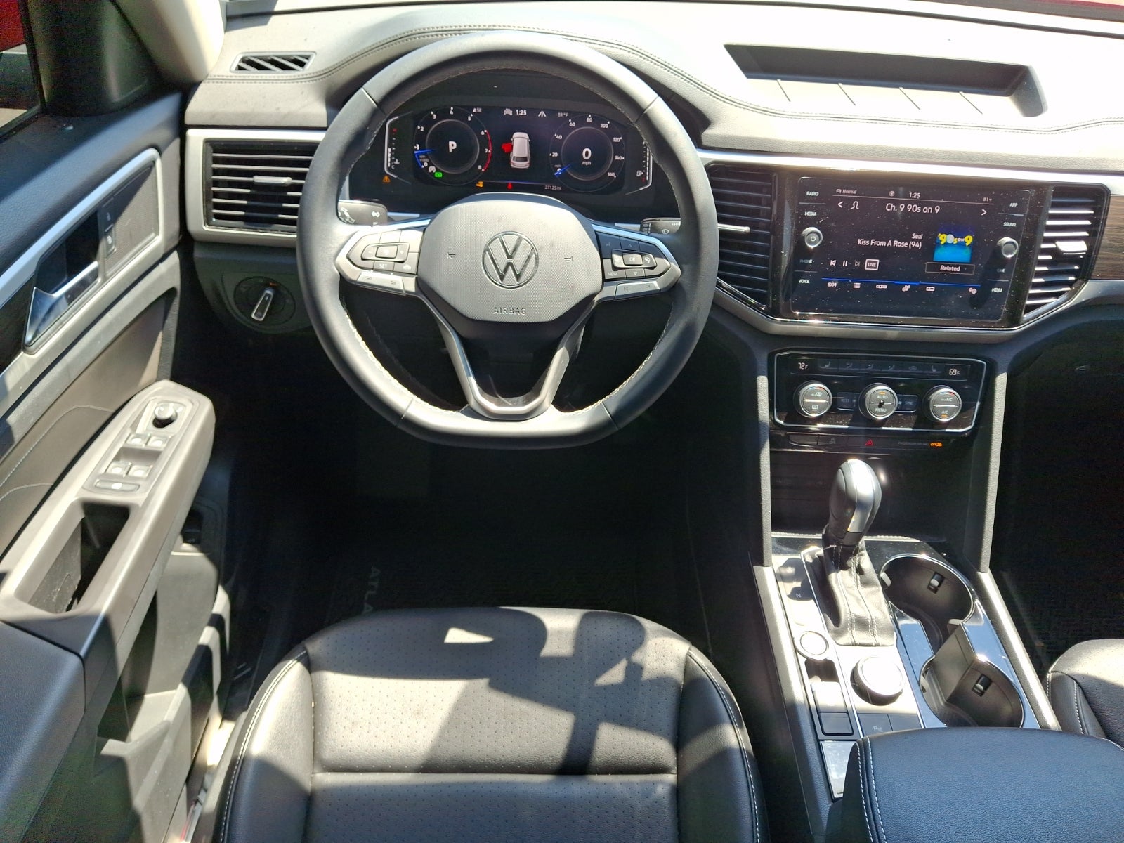 2023 Volkswagen Atlas 2.0T SE w/Technology