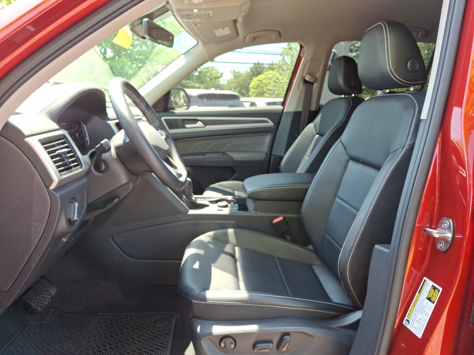 2023 Volkswagen Atlas 2.0T SE w/Technology