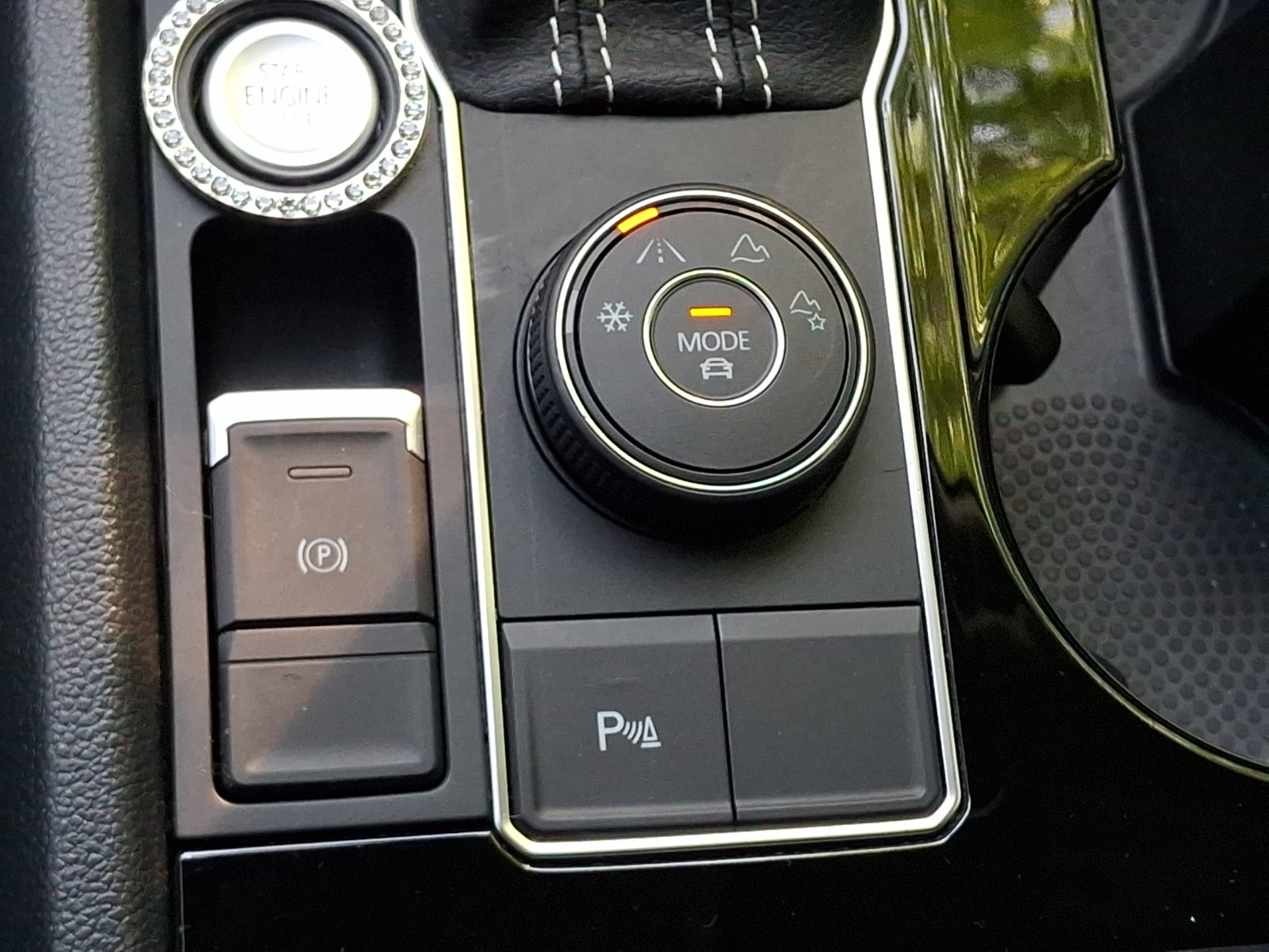 2023 Volkswagen Atlas 2.0T SE w/Technology