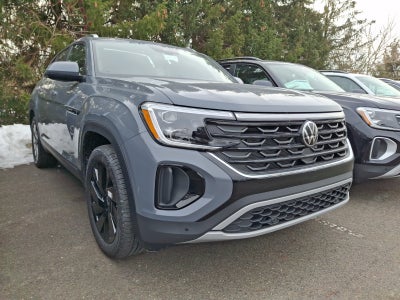 2026 Volkswagen Atlas Cross Sport SE with Technology