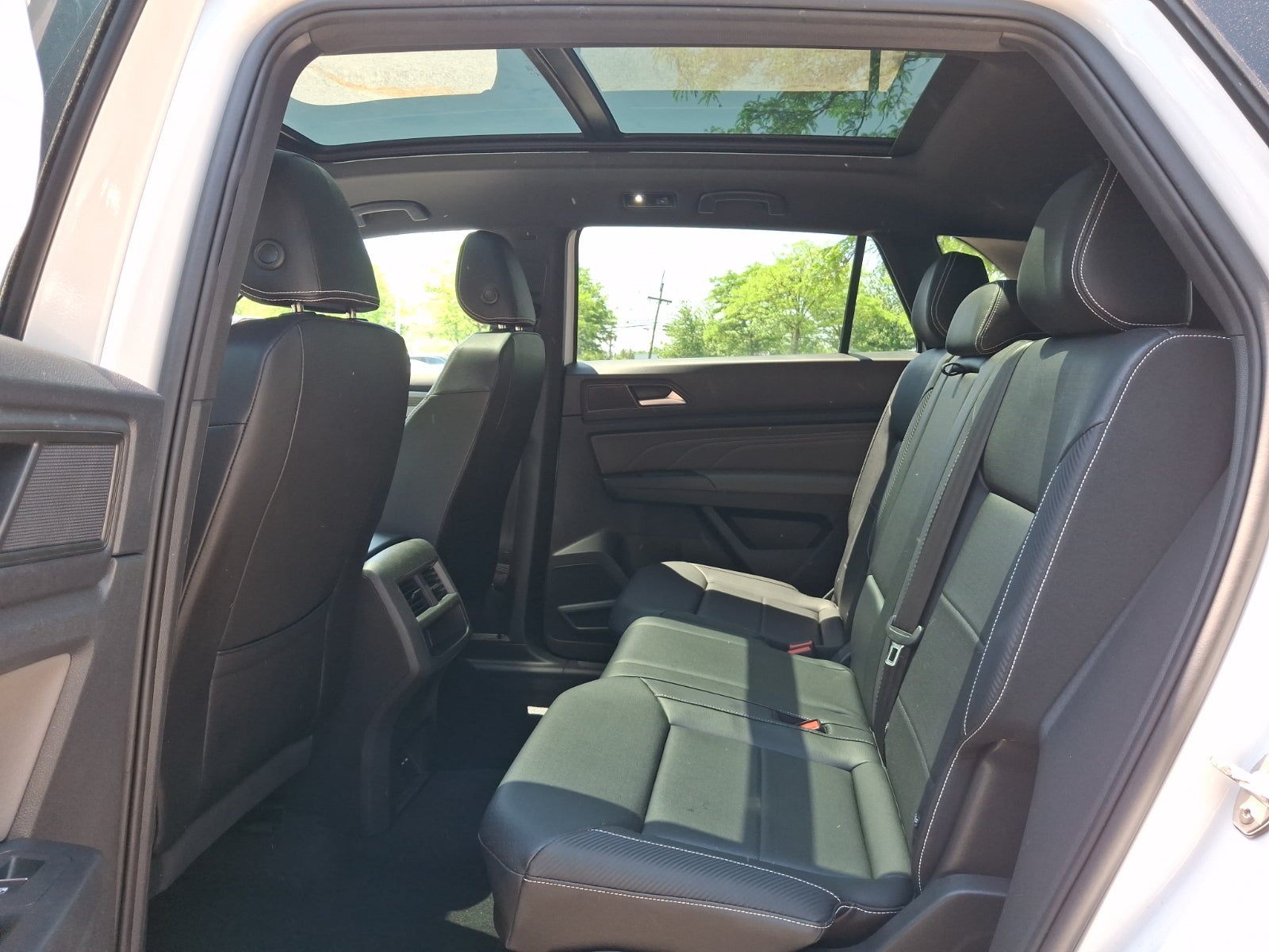 2023 Volkswagen Atlas Cross Sport 2.0T SE w/Technology