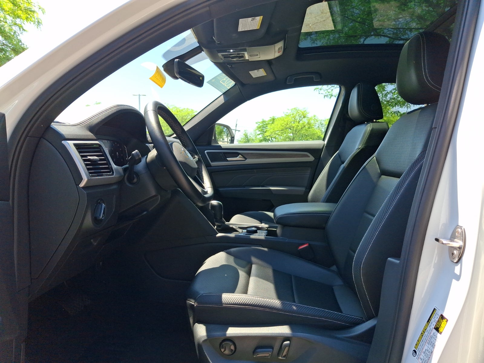 2023 Volkswagen Atlas Cross Sport 2.0T SE w/Technology