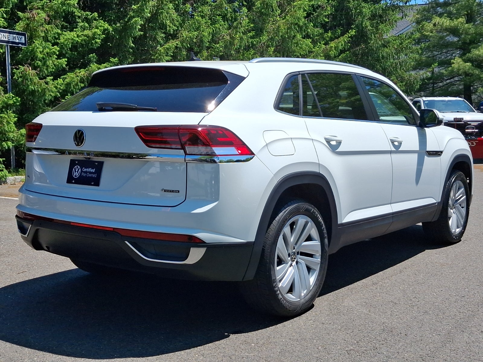 2023 Volkswagen Atlas Cross Sport 2.0T SE w/Technology