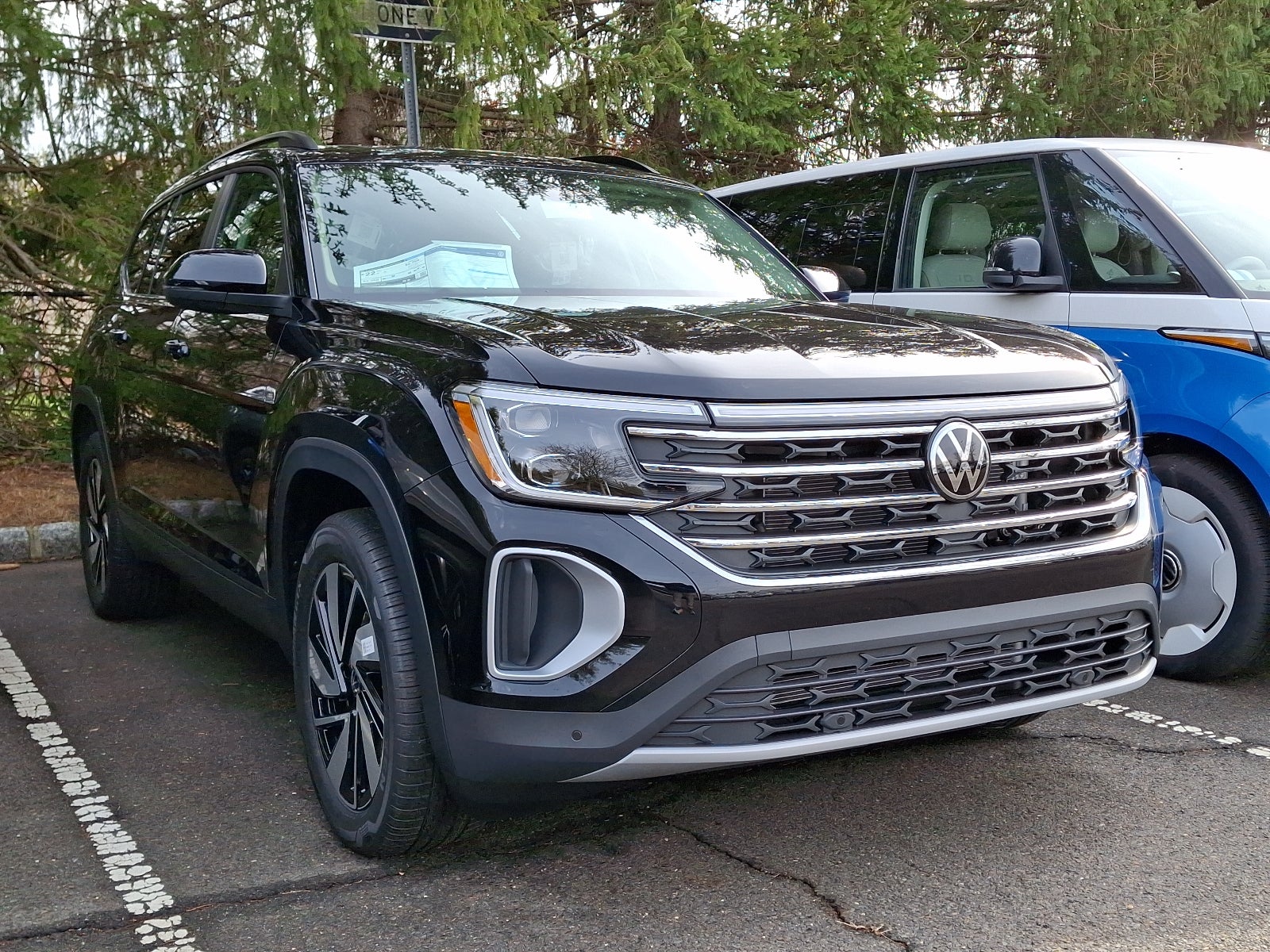 2026 Volkswagen Atlas SE with Technology