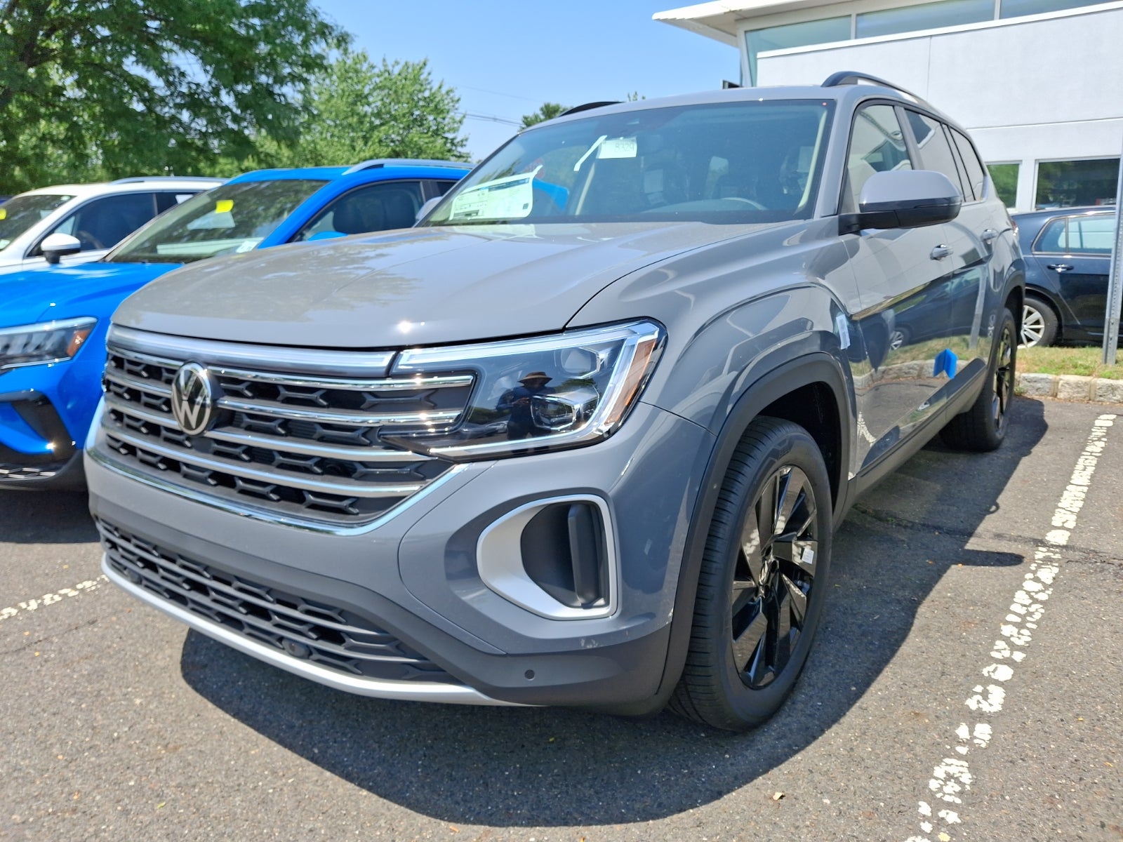 2026 Volkswagen Atlas SE with Technology