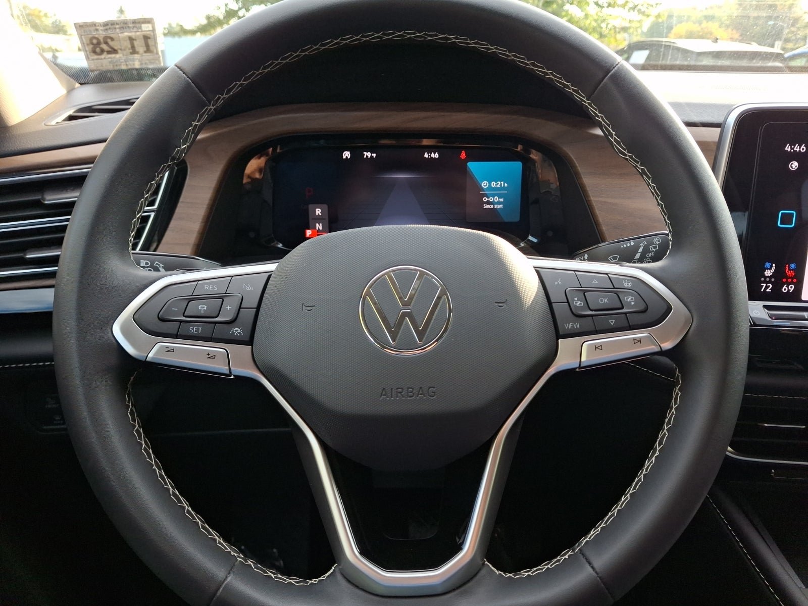 2024 Volkswagen Atlas 2.0T SE