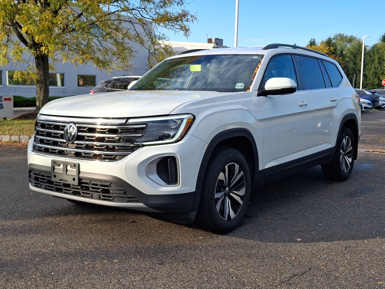 2024 Volkswagen Atlas 2.0T SE