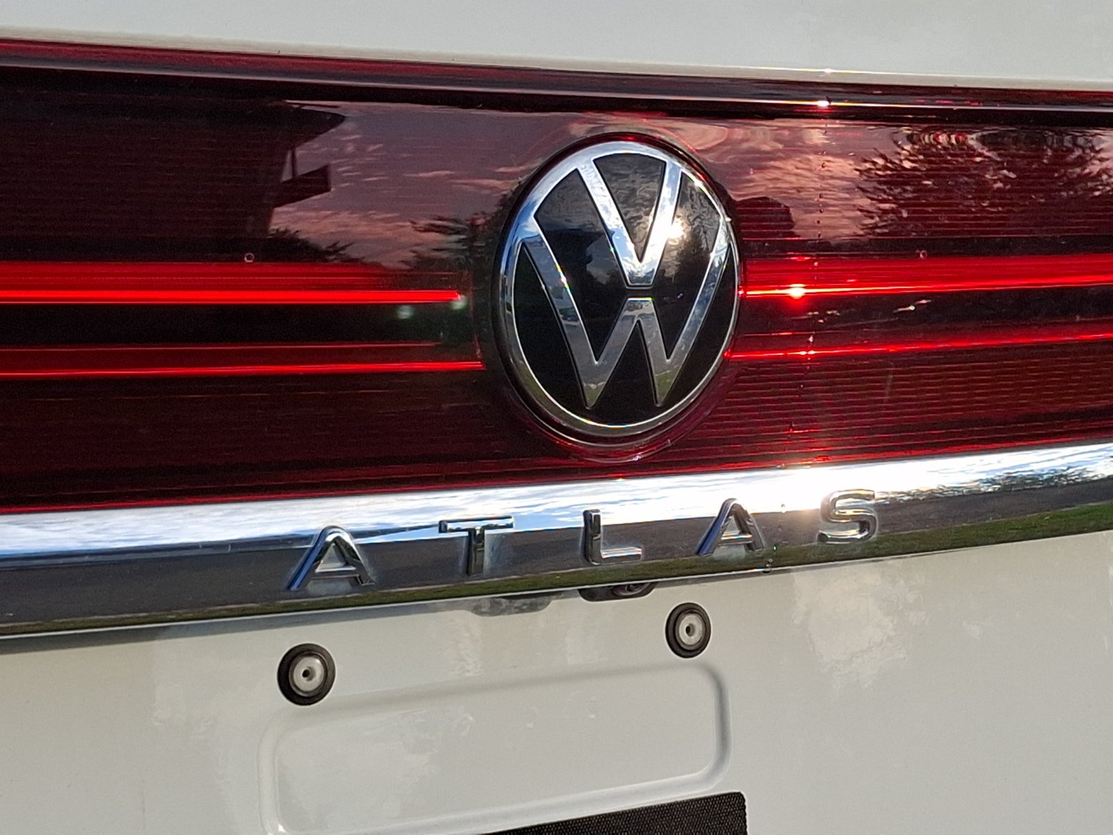 2024 Volkswagen Atlas 2.0T SE