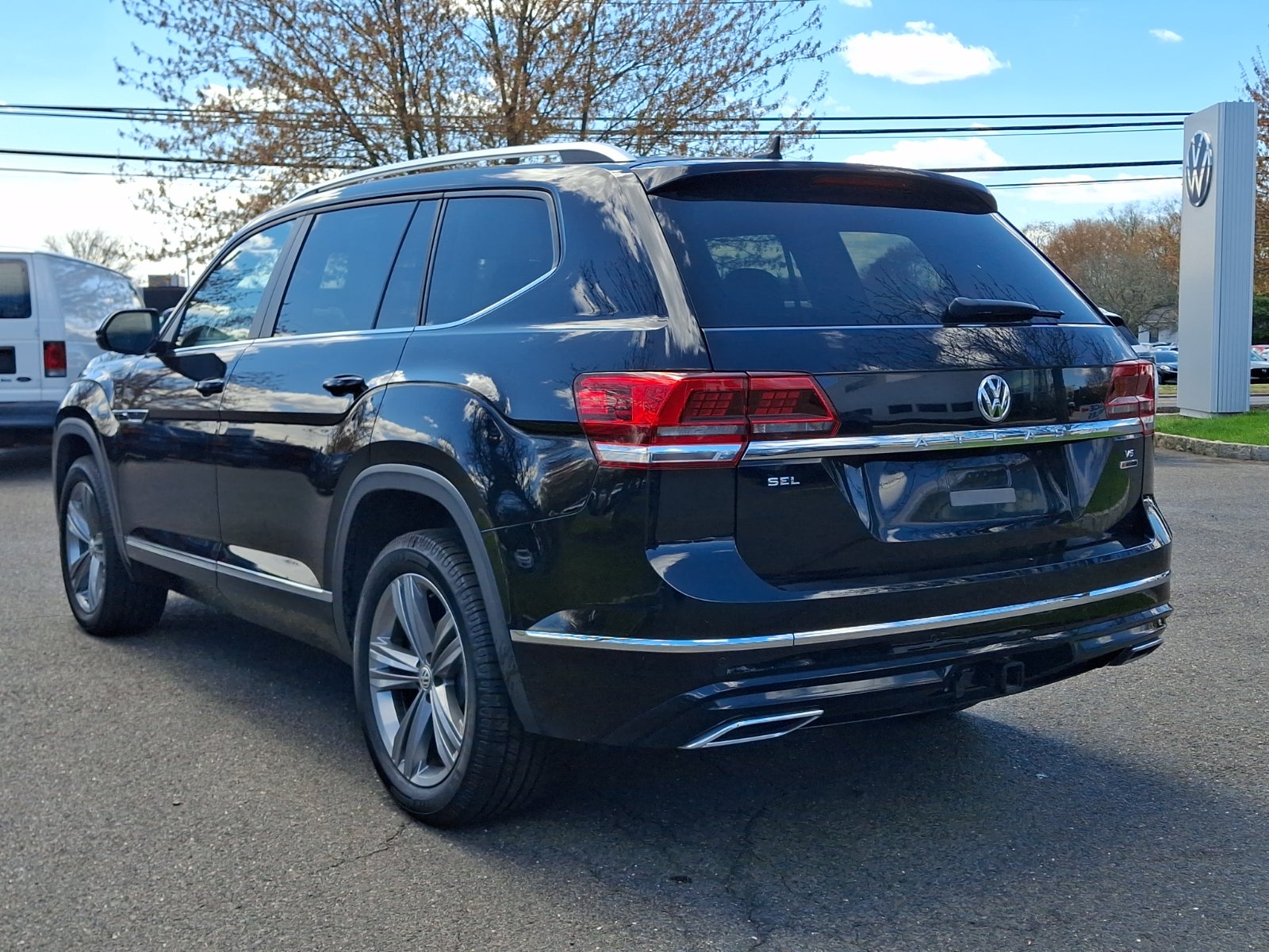 2019 Volkswagen Atlas 3.6L V6 SEL R-Line