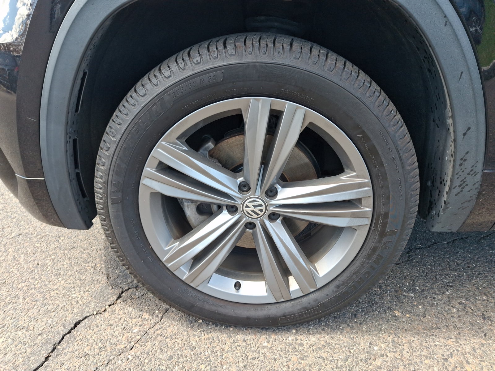 2019 Volkswagen Atlas 3.6L V6 SEL R-Line