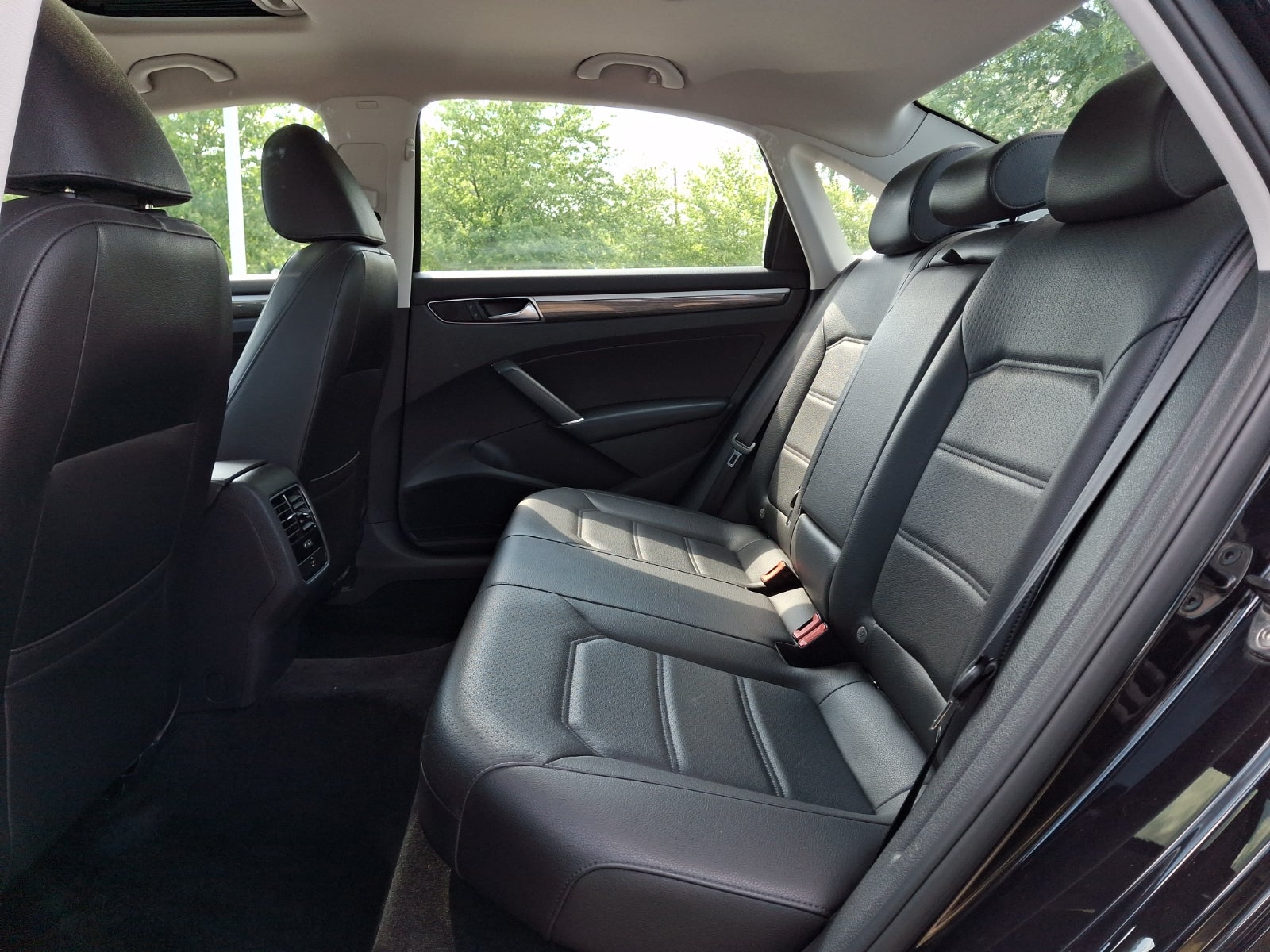 2017 Volkswagen Passat 1.8T SE