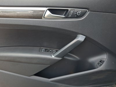 2017 Volkswagen Passat 1.8T SE