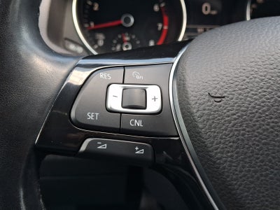2017 Volkswagen Passat 1.8T SE