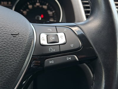 2017 Volkswagen Passat 1.8T SE