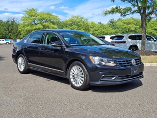 2017 Volkswagen Passat 1.8T SE