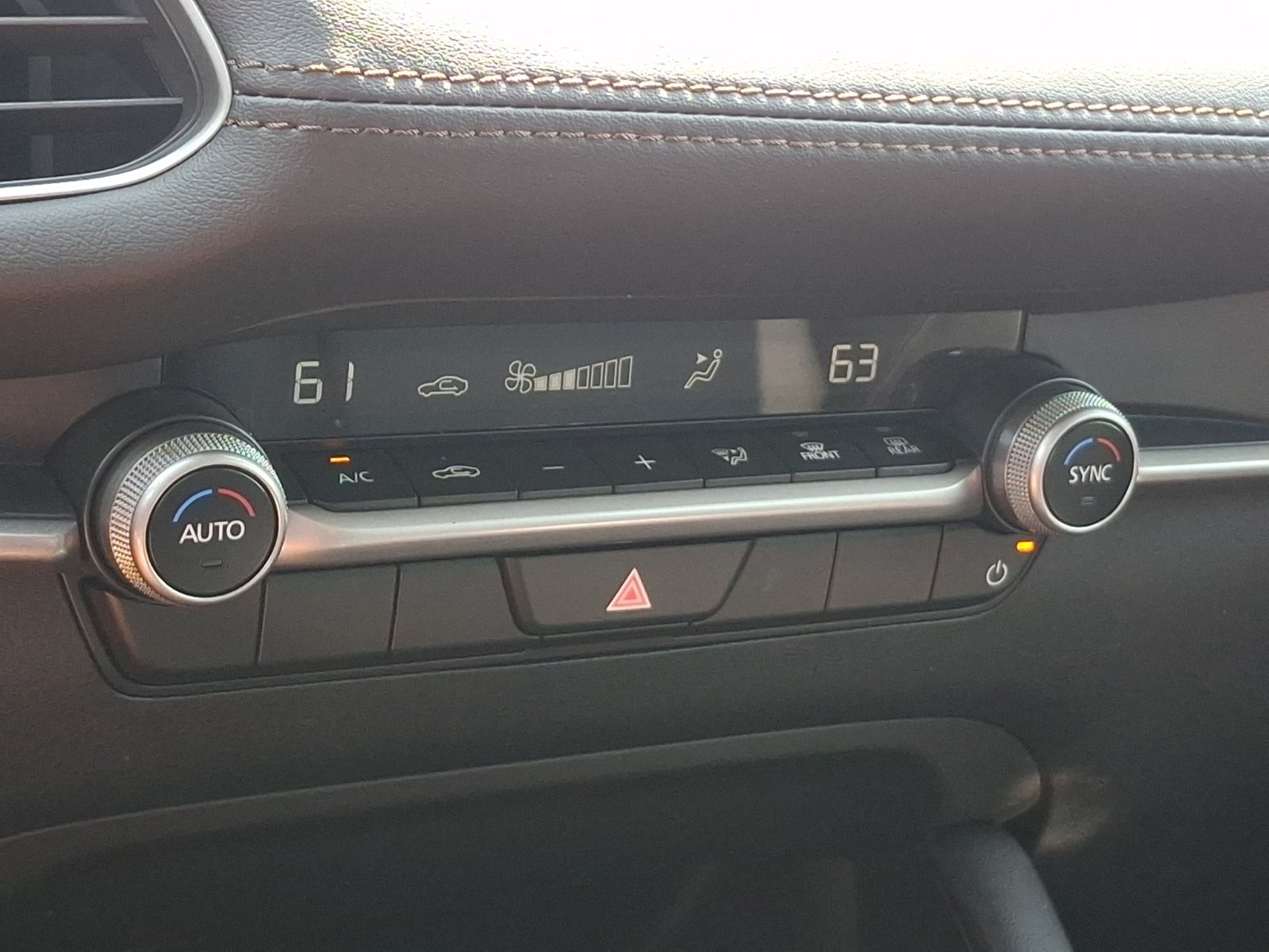 2025 Mazda Mazda3 Sedan 2.5 S Select Sport