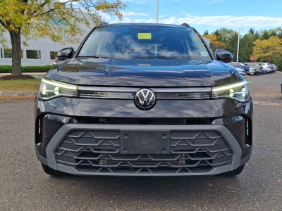 2025 Volkswagen Taos 1.5T SE Black