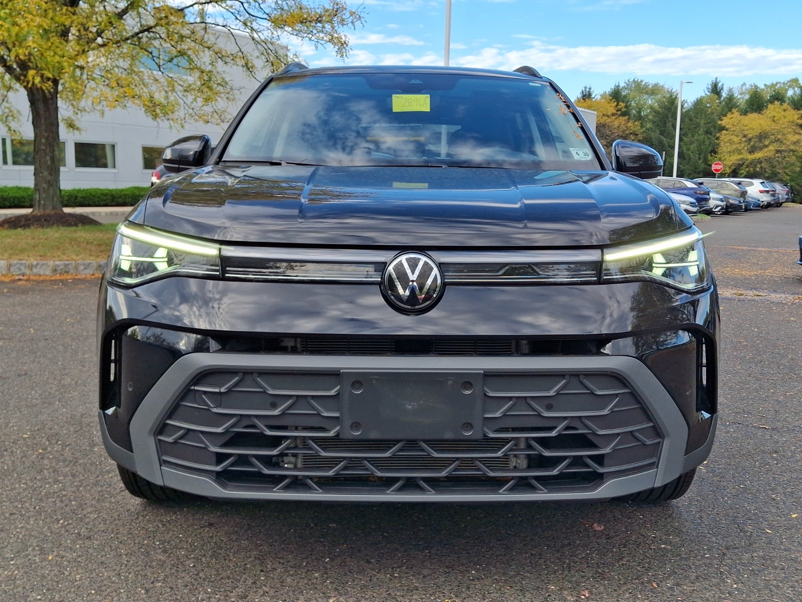 2025 Volkswagen Taos 1.5T SE Black