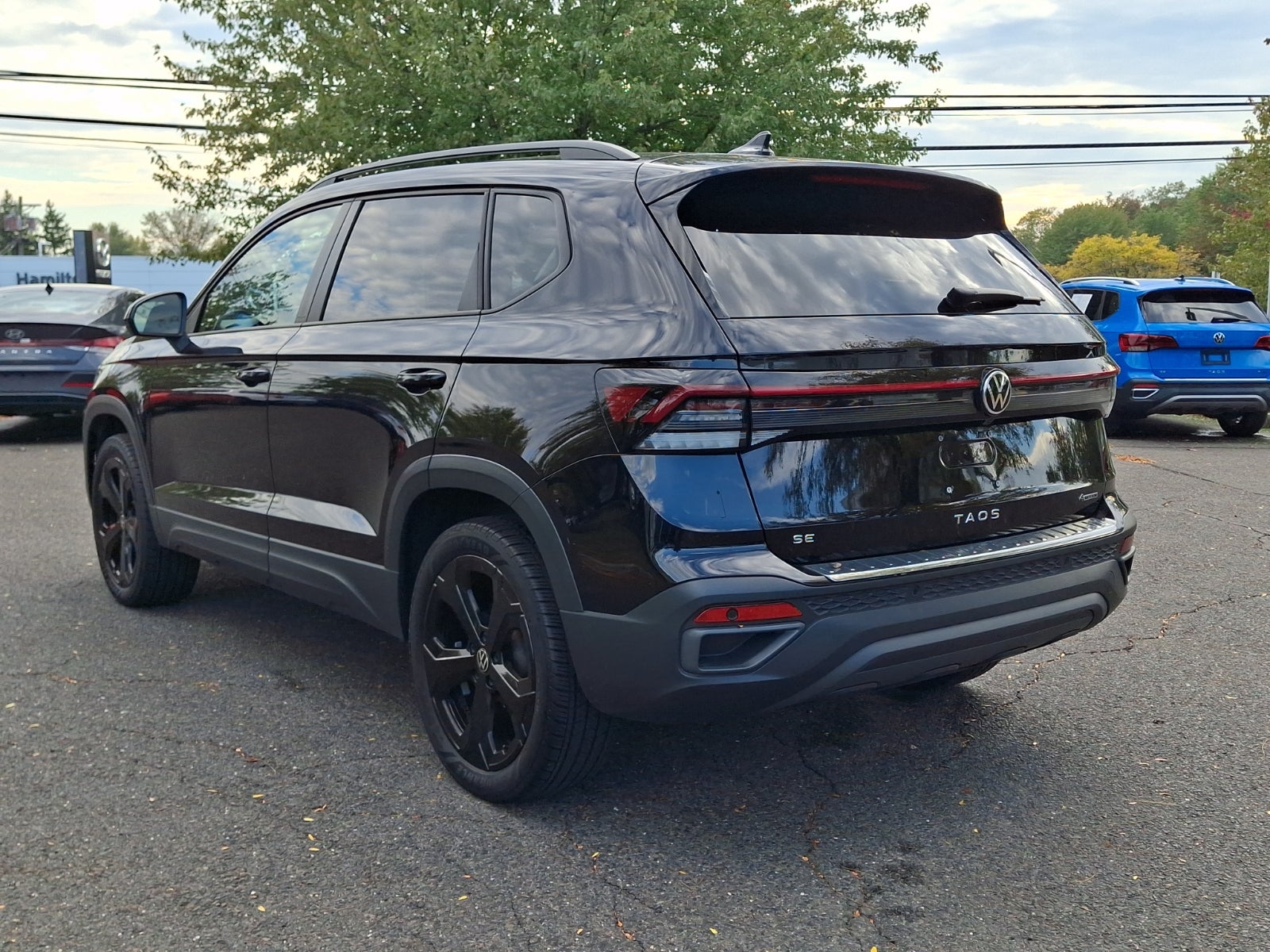 2025 Volkswagen Taos 1.5T SE Black