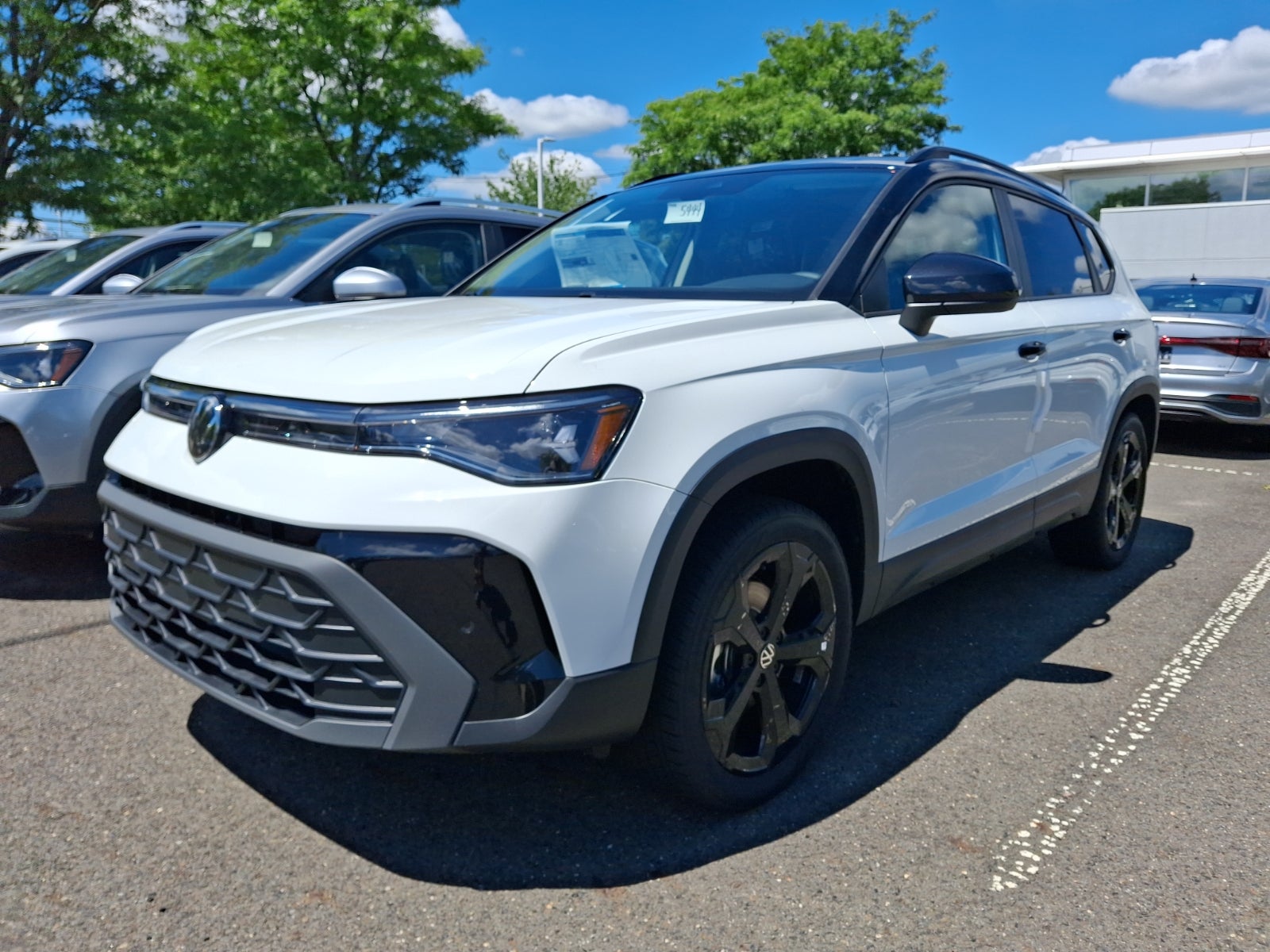 2026 Volkswagen Taos SE Black