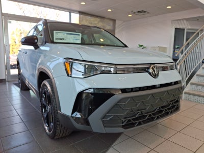 2026 Volkswagen Taos SE Black