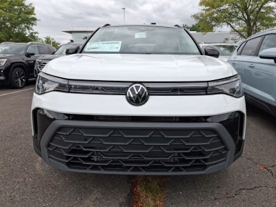 2027 Volkswagen Taos SE Black