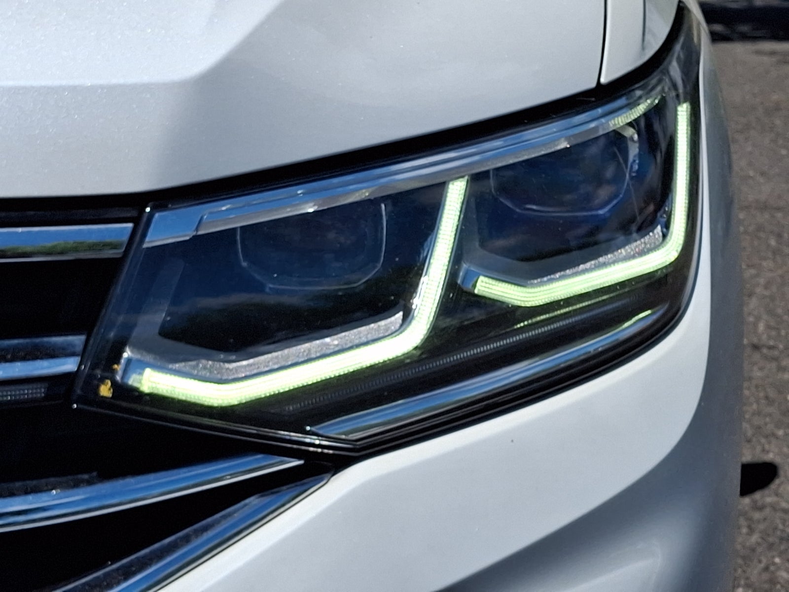 2023 Volkswagen Tiguan 2.0T SEL R-Line