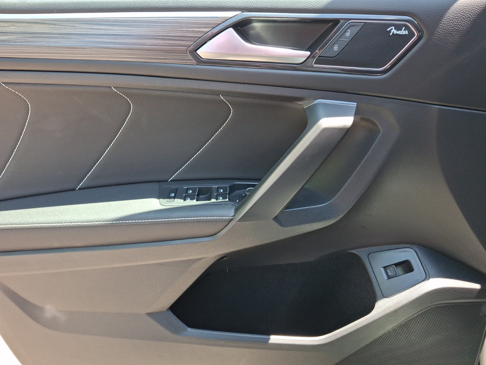 2023 Volkswagen Tiguan 2.0T SEL R-Line