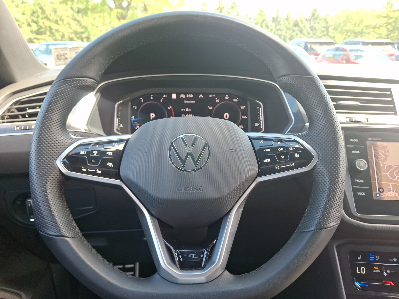 2024 Volkswagen Tiguan 2.0T SEL R-Line